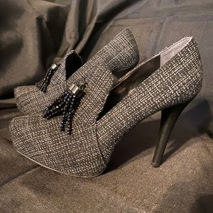 Never worn 4” high shoe.